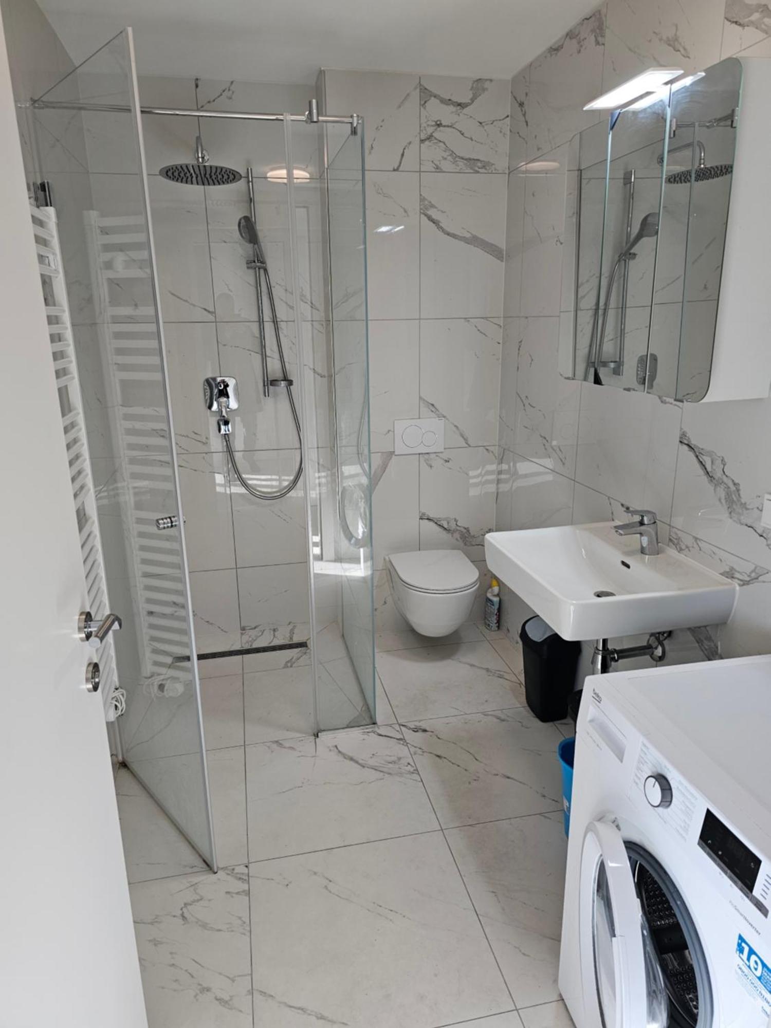 3 Zimmer Wohnung Maria Lanzendorf المظهر الخارجي الصورة